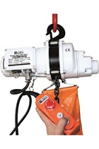 Electric hoist 250kg, 240 volt c/w bag.