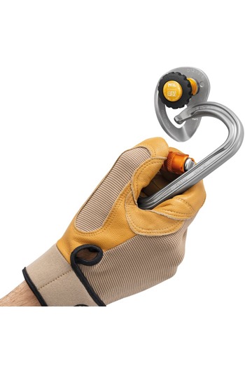PETZL COEUR PULSE Removable 12mm Anchor with Locking Function
