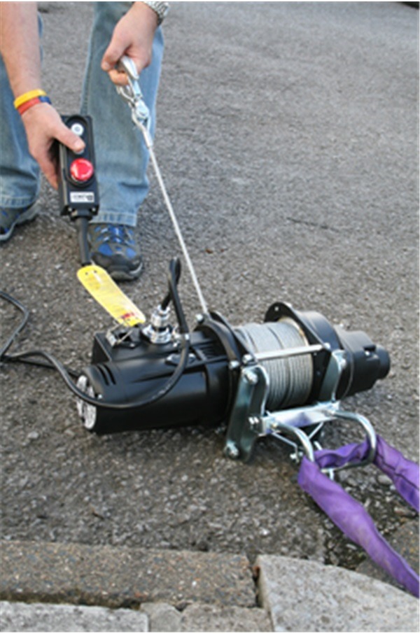 Electric Winch, 240 volt , Lifting capacity 500kg c/w | DUKE-DU500S