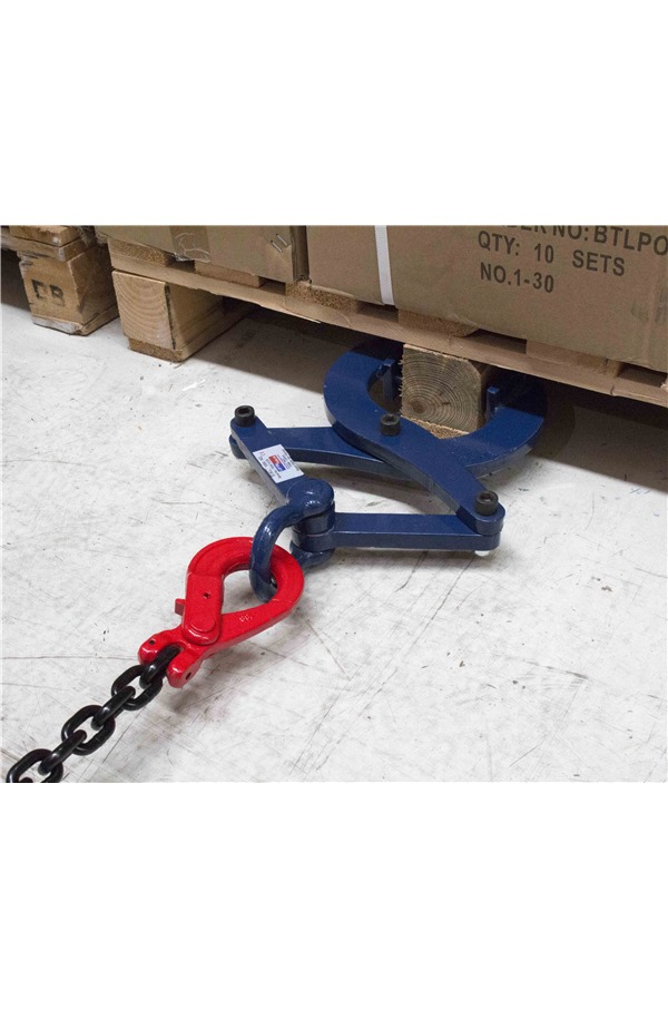 1tonne Scissor Action Pallet Puller Clamp PGVK1 SafetyLiftinGear