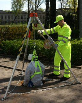 Confined space equipment