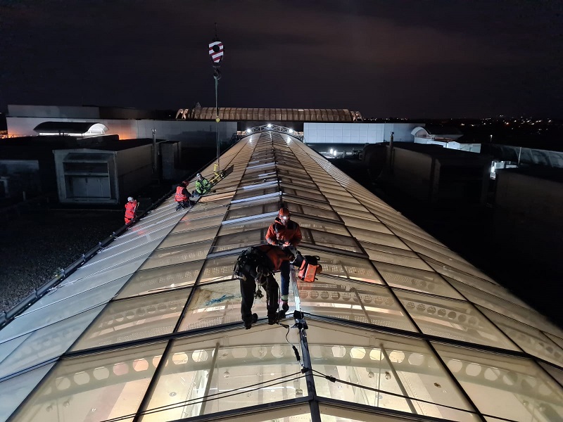 SLG Carries Out Glass Replacement at Huge Bristol Shopping Centre