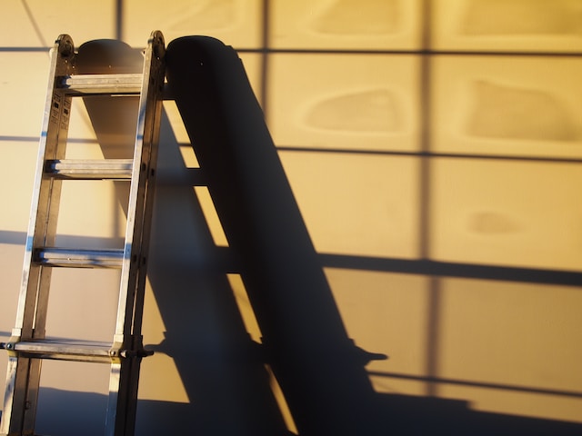 Ladder Security: Safe Work Procedures for Ladders